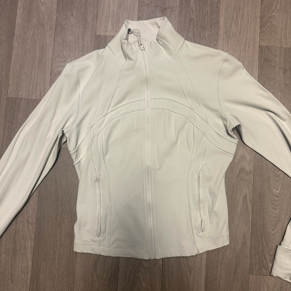 🤍🧁Lululemon Set🧁🤍 - Picture 4 of 7